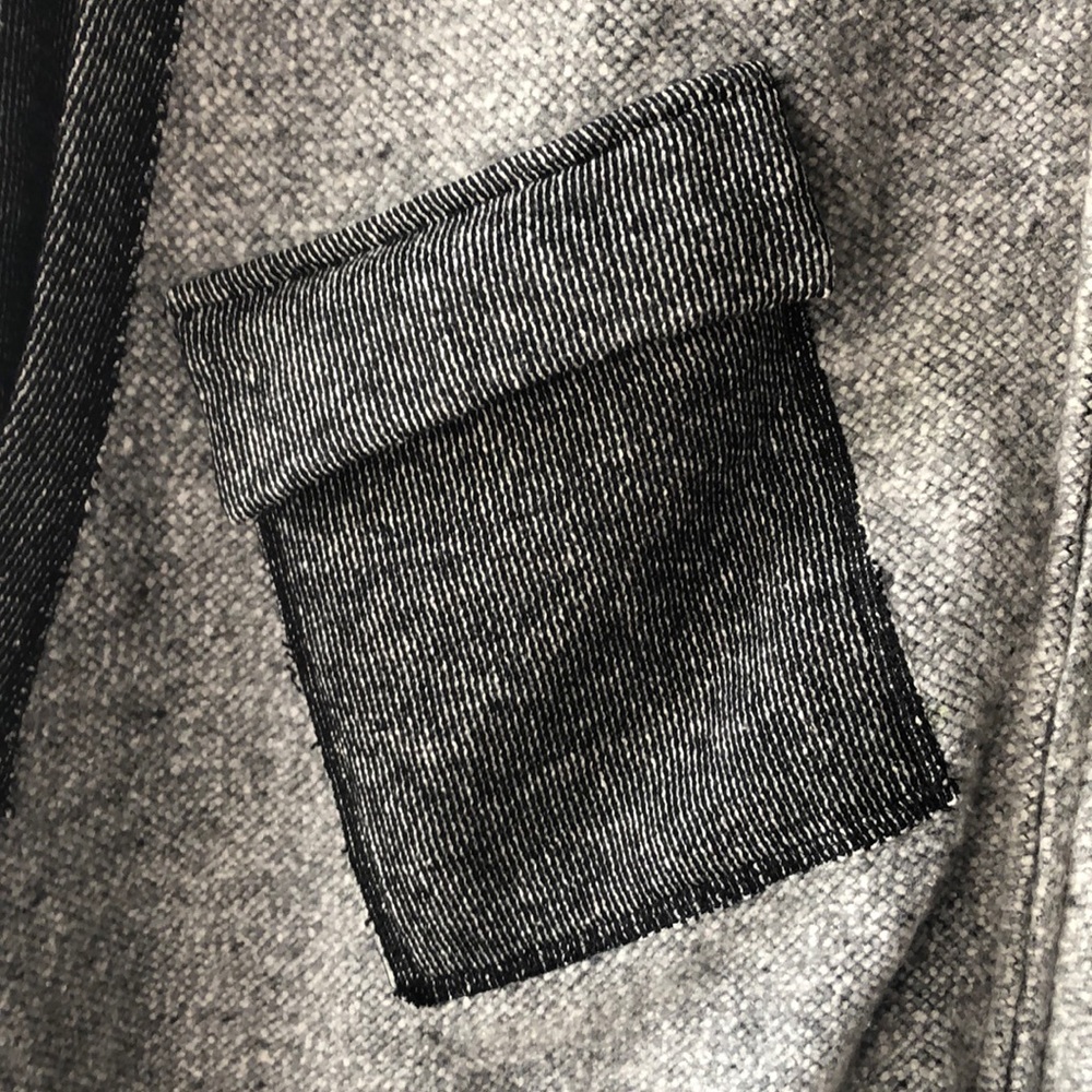194t Gray Poncho from Fred Segal Boutique - Picture 10 of 11